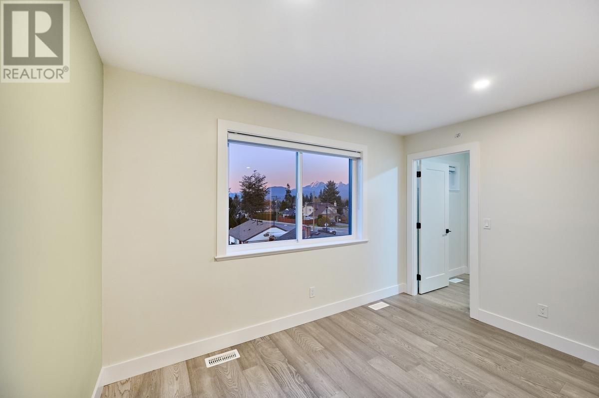 20351 123 Avenue, Maple Ridge, British Columbia  V2X 4A6 - Photo 15 - R2974923