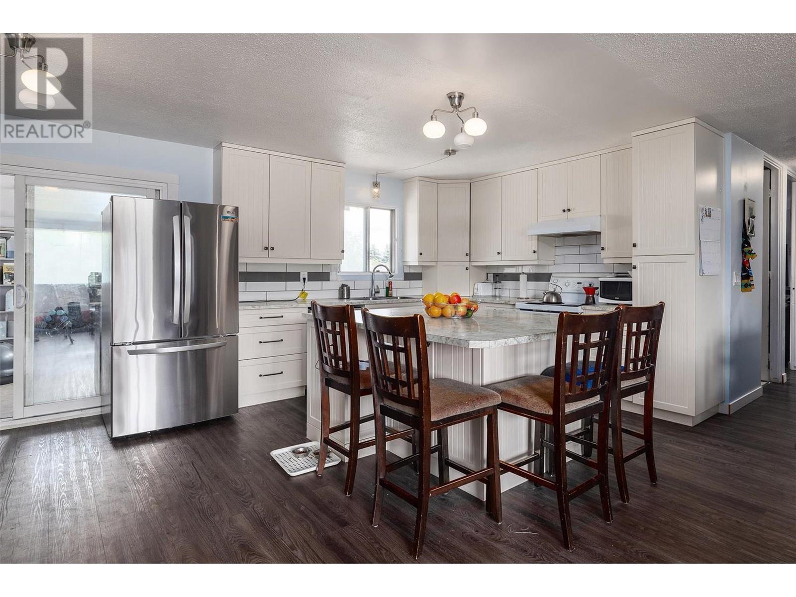 Property at 3078 Springfield Road image 4