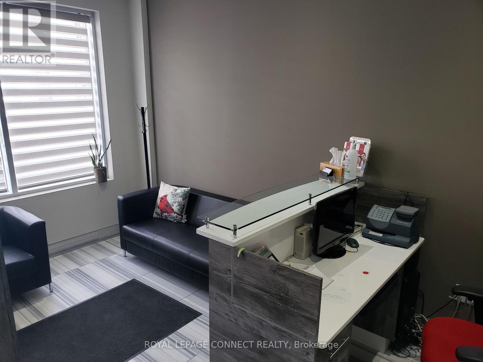 Property at 24 - 1415 KENNEDY ROAD image 2