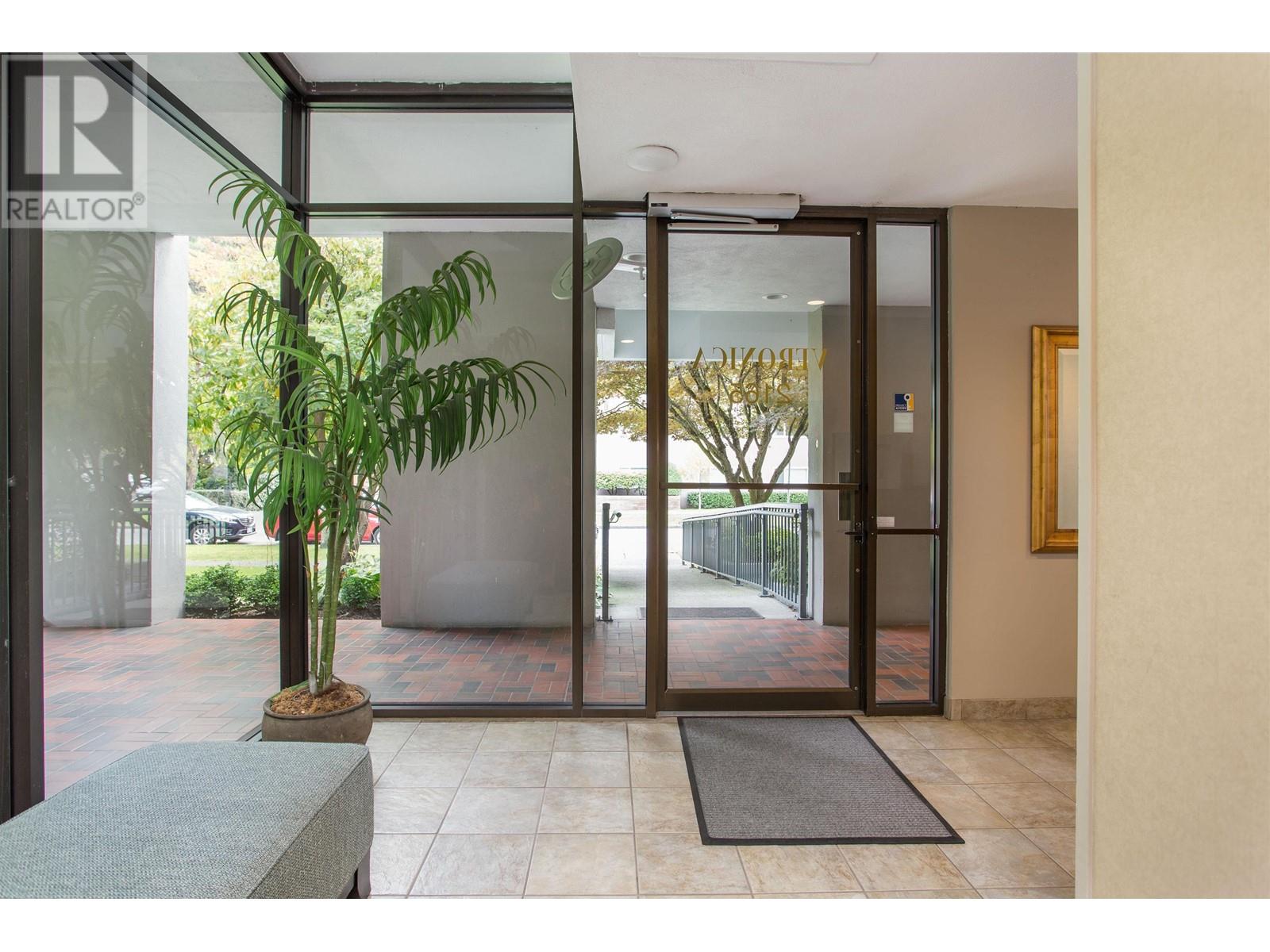 704 2165 W 40th Avenue, Vancouver, British Columbia  V6M 1W4 - Photo 24 - R2973901
