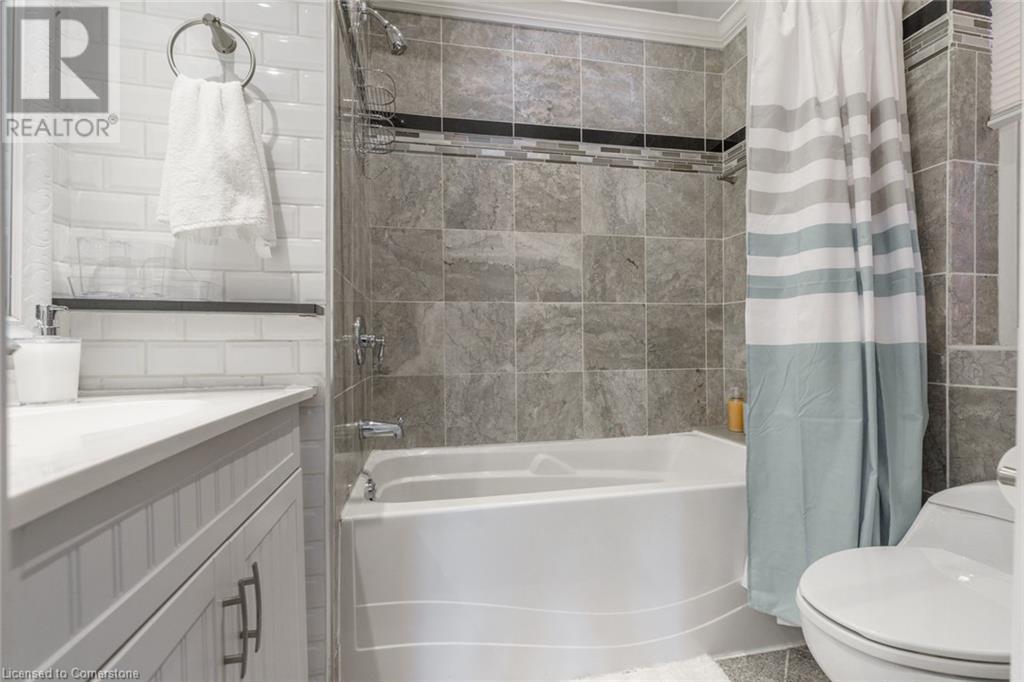 7 Hess Street N, Hamilton, Ontario  L8R 2S5 - Photo 6 - 40704522