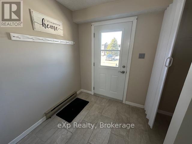 29 - 850 Walsh Street W, Kincardine, Ontario  N2Z 1P1 - Photo 4 - X12005915