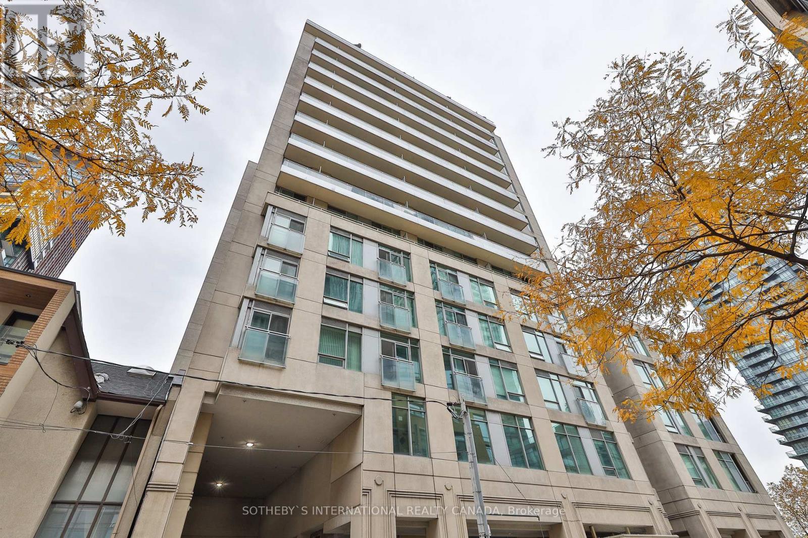PH 201 - 8 SCOLLARD STREET, Toronto, Ontario