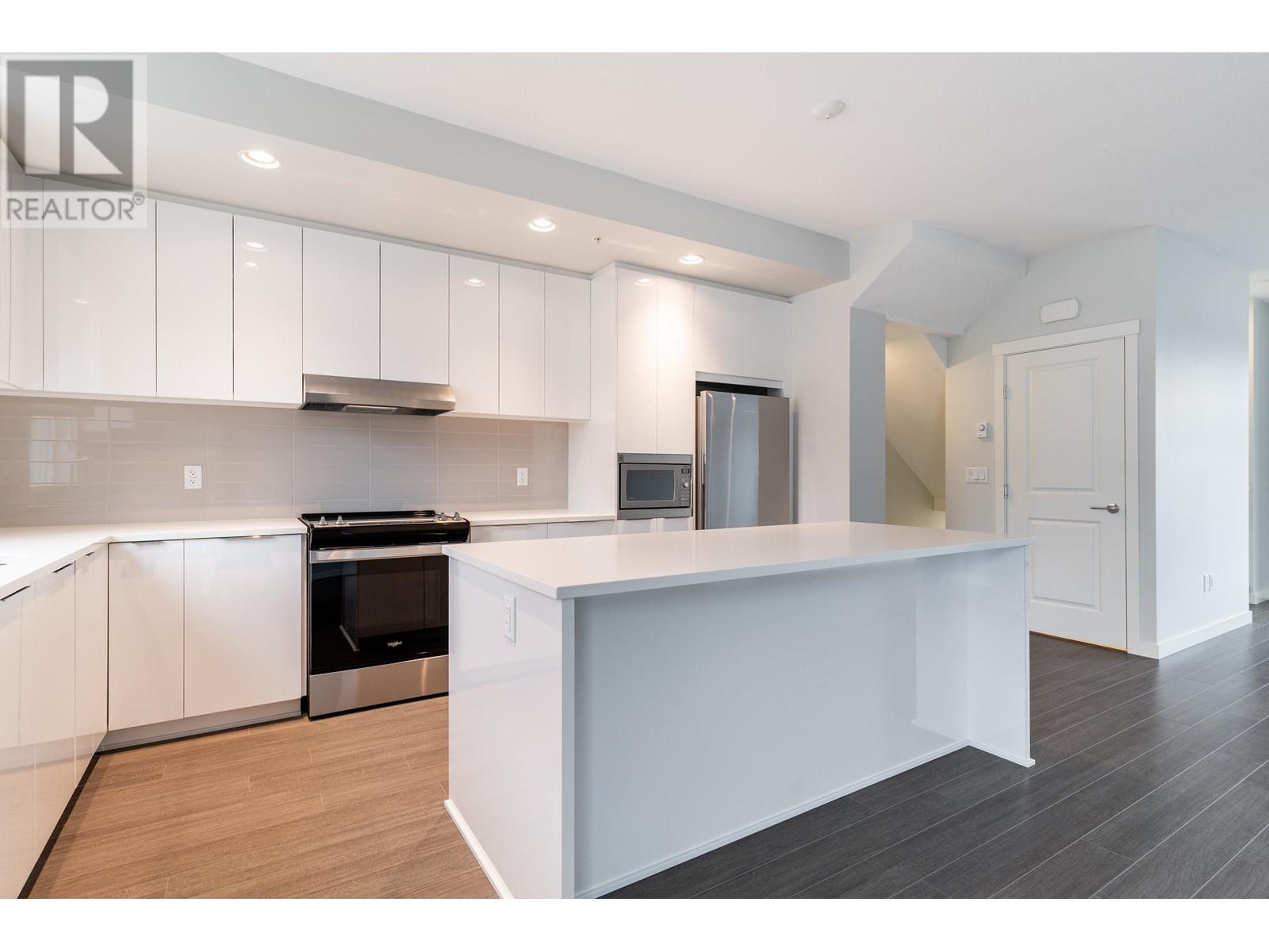 1014 11280 Pazarena Place, Maple Ridge, British Columbia  V2X 4K9 - Photo 10 - R2974853