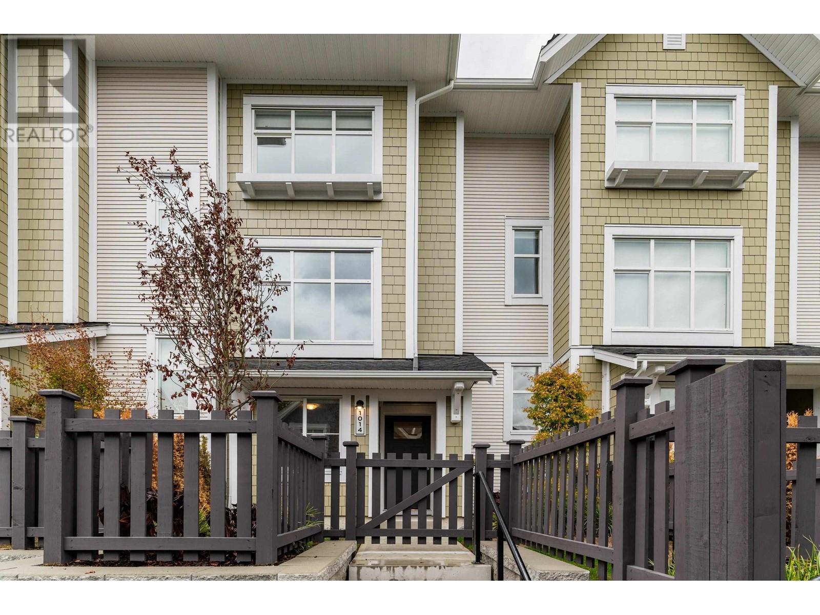 1014 11280 Pazarena Place, Maple Ridge, British Columbia  V2X 4K9 - Photo 1 - R2974853