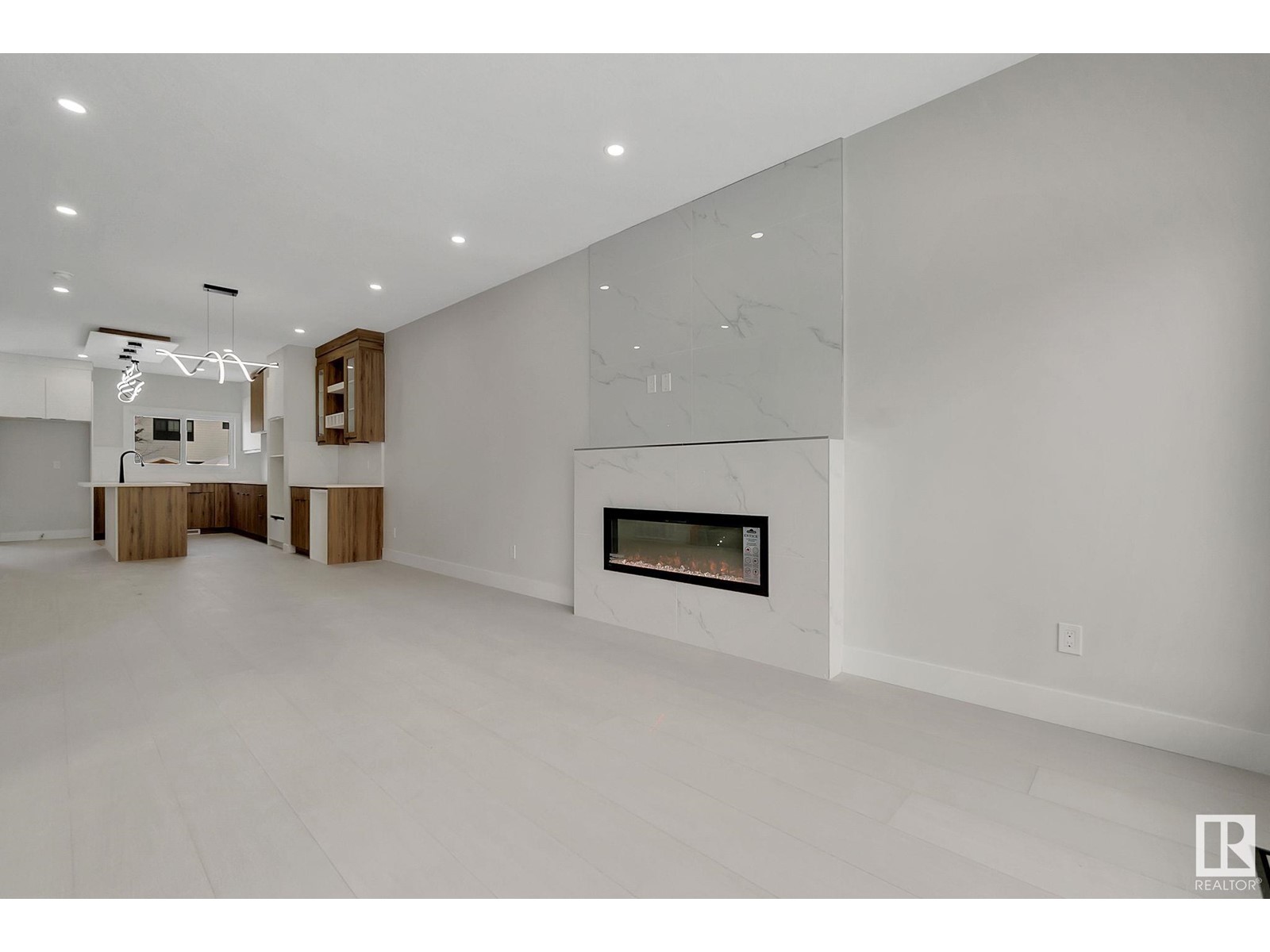 Property at 11132 72 Avenue NW image 4