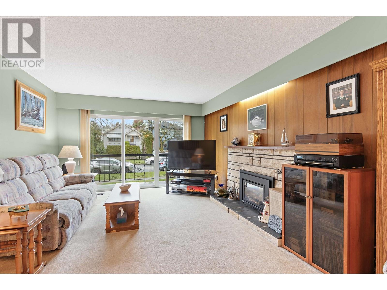 1542 W 65th Avenue, Vancouver, British Columbia  V6P 2R1 - Photo 7 - R2974282