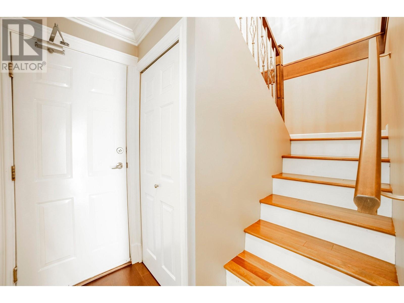 6970 Willingdon Avenue, Burnaby, British Columbia  V5J 3R2 - Photo 33 - R2974937