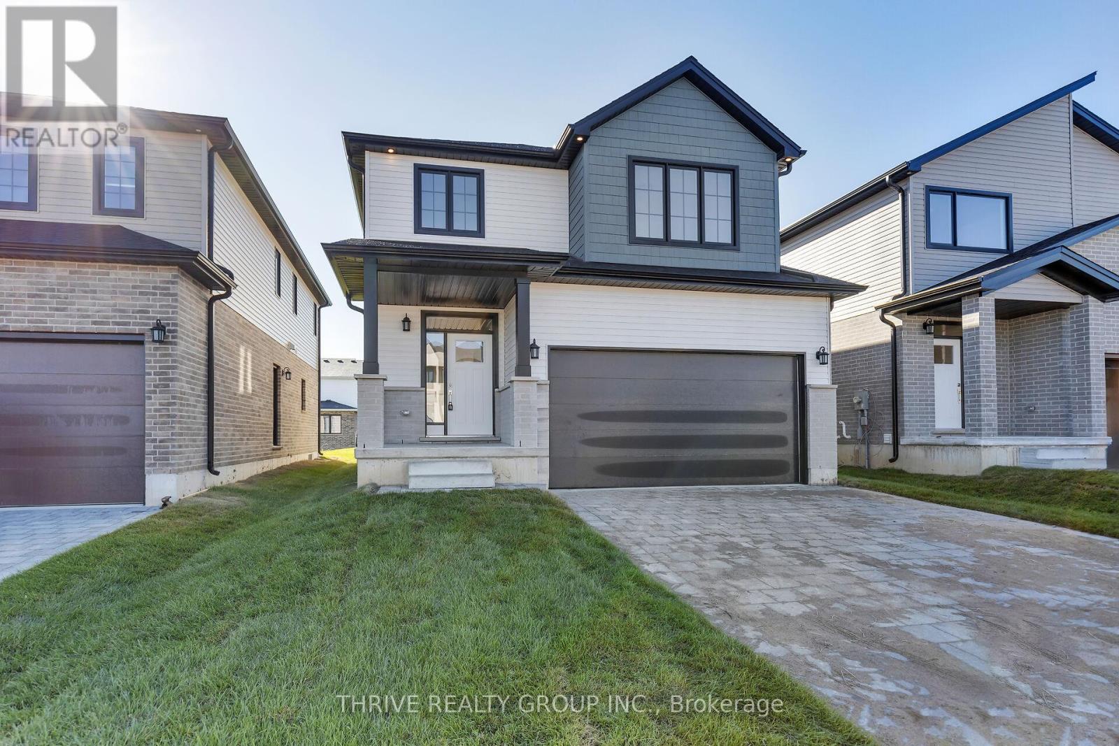 Property at 3024 BUROAK CRESCENT image 4