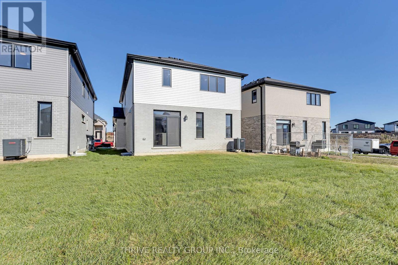 3024 Buroak Crescent, London North, Ontario  N6H 5K4 - Photo 40 - X12007423