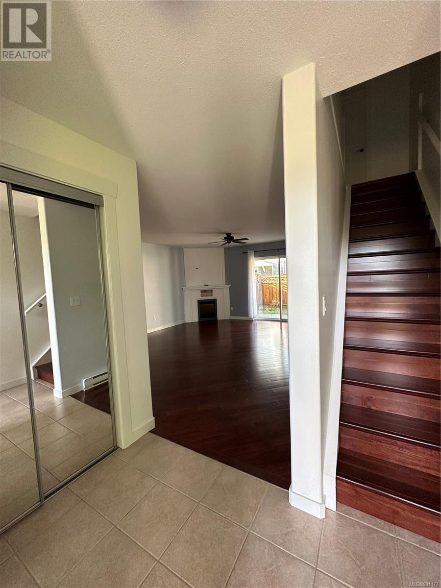 Property at 112 170 Centennial Dr image 2