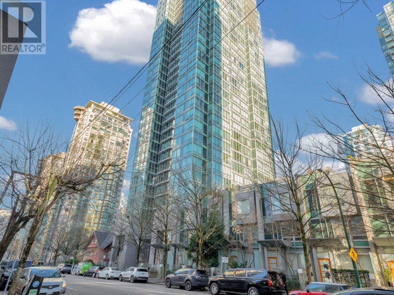 Listing Picture 17 of 22 : 1906 1288 W GEORGIA STREET, Vancouver / 溫哥華 - 魯藝地產 Yvonne Lu Group - MLS Medallion Club Member