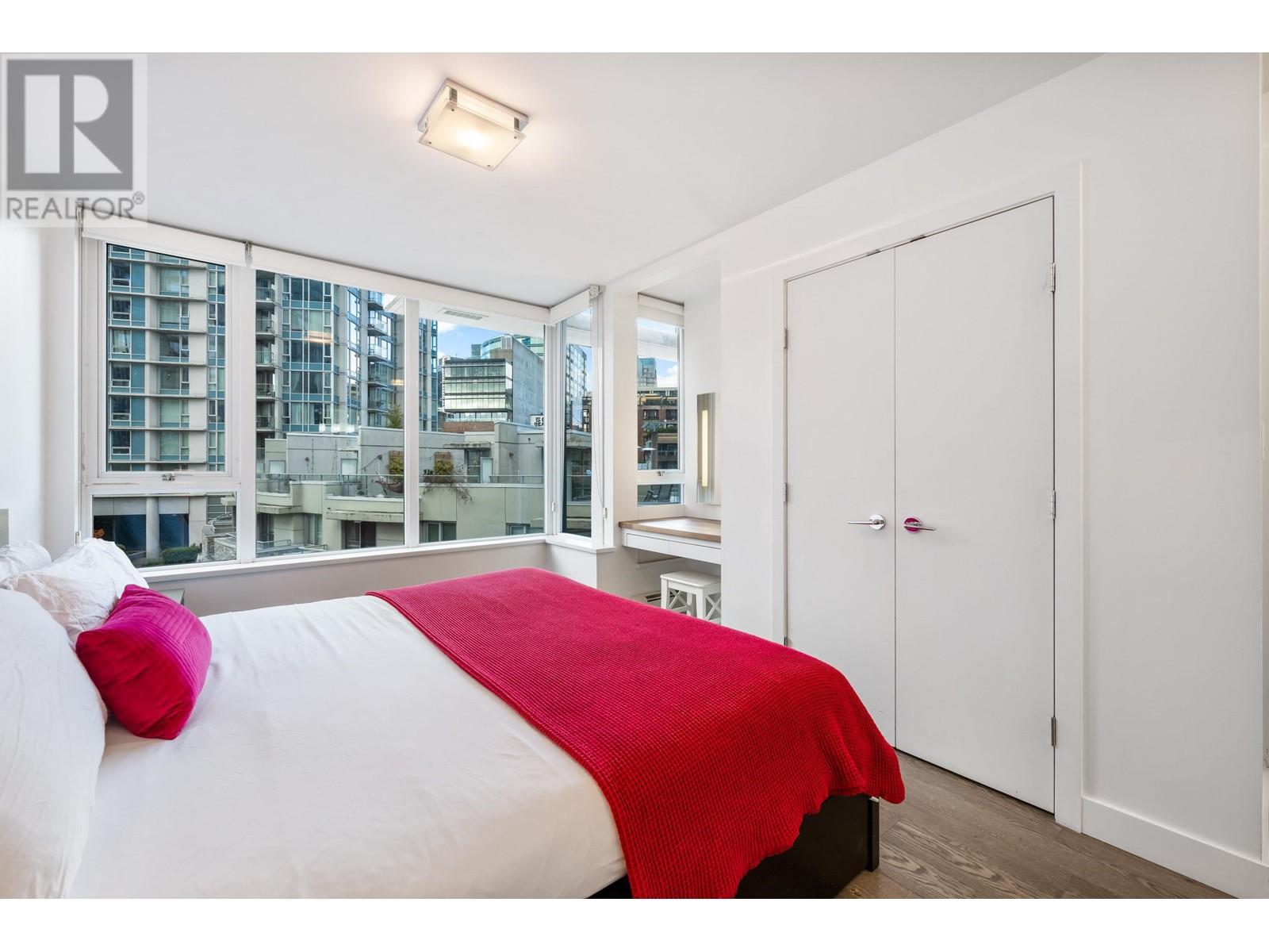 Listing Picture 15 of 34 : 506 633 ABBOTT STREET, Vancouver / 溫哥華 - 魯藝地產 Yvonne Lu Group - MLS Medallion Club Member