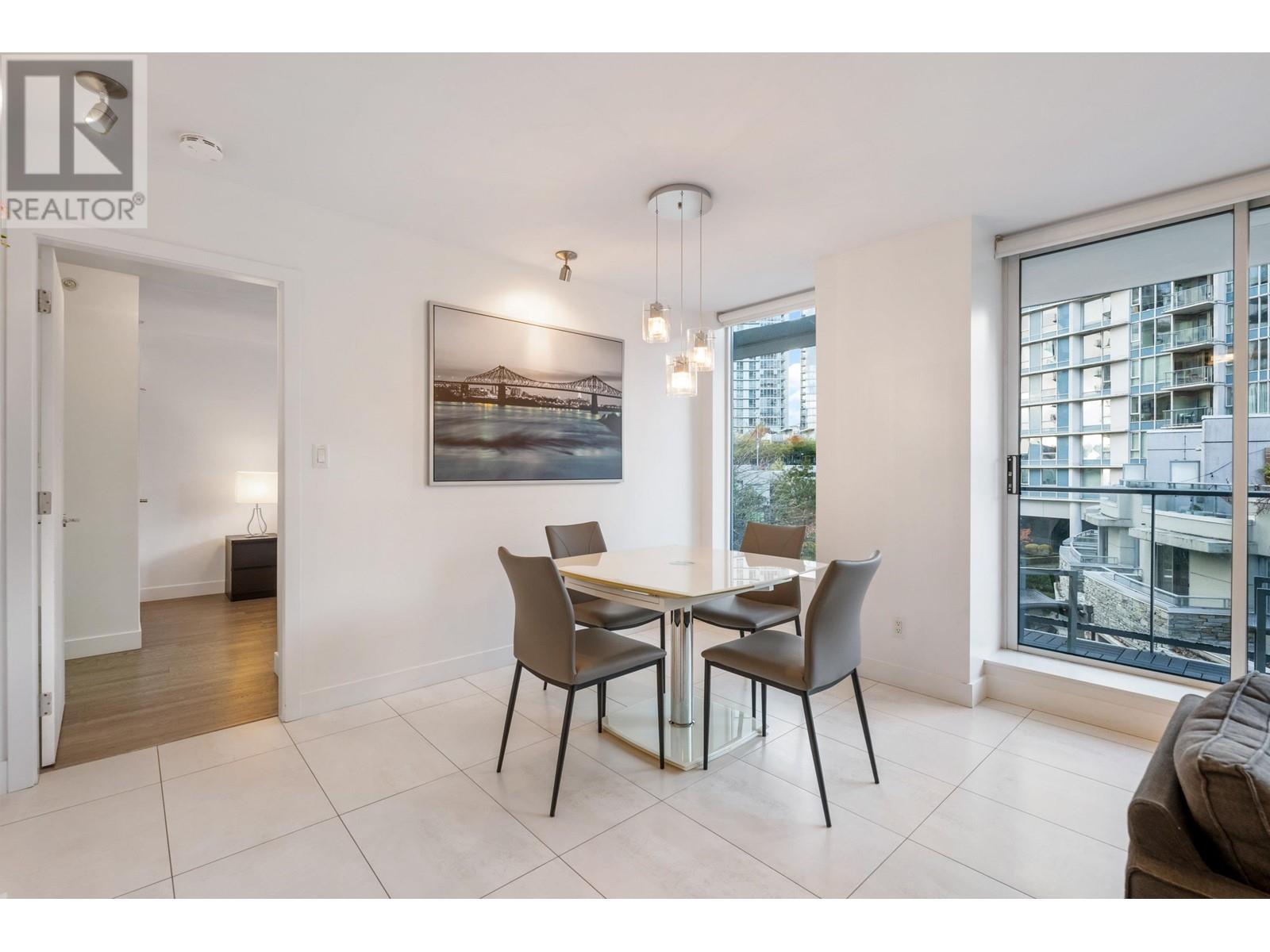 Listing Picture 11 of 34 : 506 633 ABBOTT STREET, Vancouver / 溫哥華 - 魯藝地產 Yvonne Lu Group - MLS Medallion Club Member