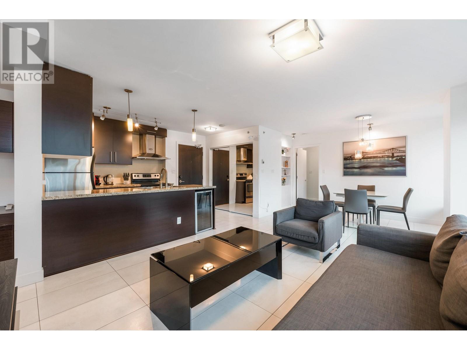 Listing Picture 5 of 34 : 506 633 ABBOTT STREET, Vancouver / 溫哥華 - 魯藝地產 Yvonne Lu Group - MLS Medallion Club Member