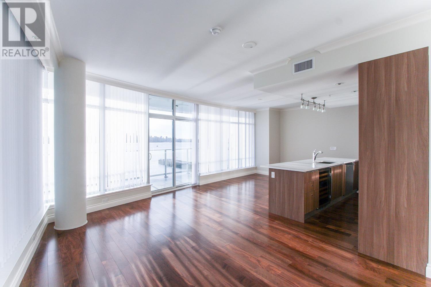 701 185 Victory Ship Way, North Vancouver, British Columbia  V7L 0G2 - Photo 6 - R2974954