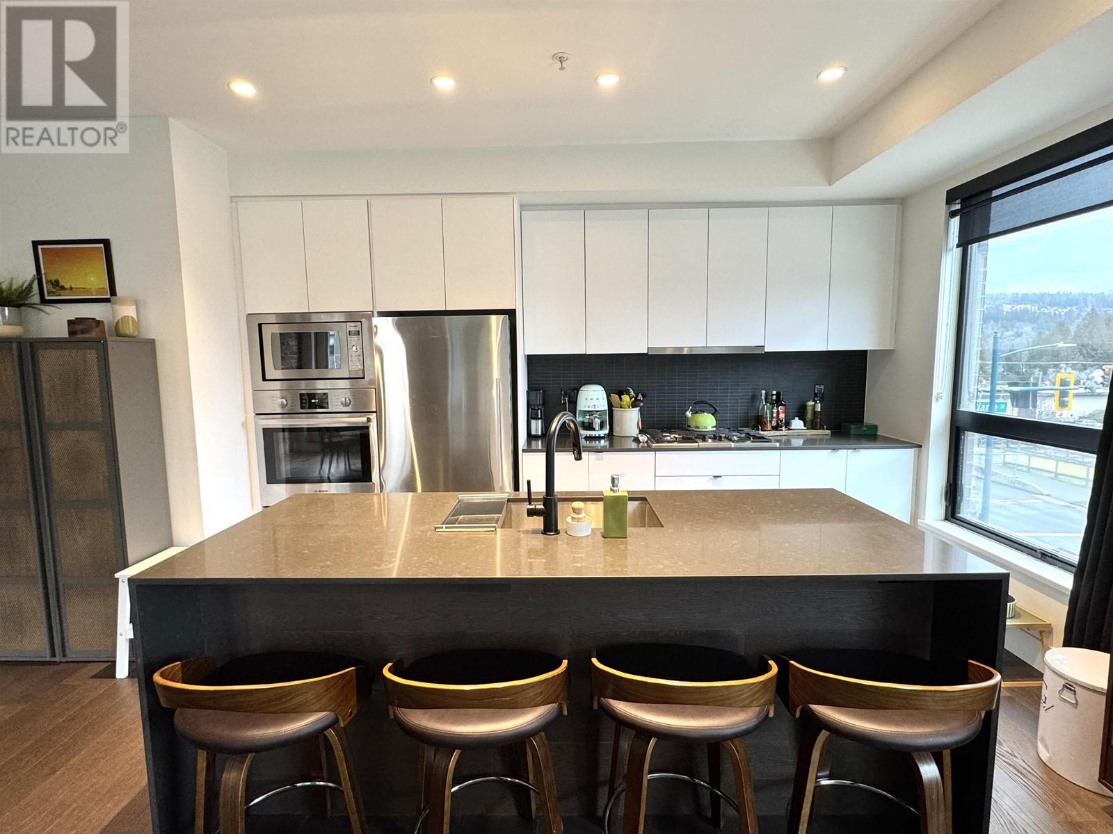 310 83 Moody Street, Port Moody, British Columbia  V3H 0K7 - Photo 3 - R2974956