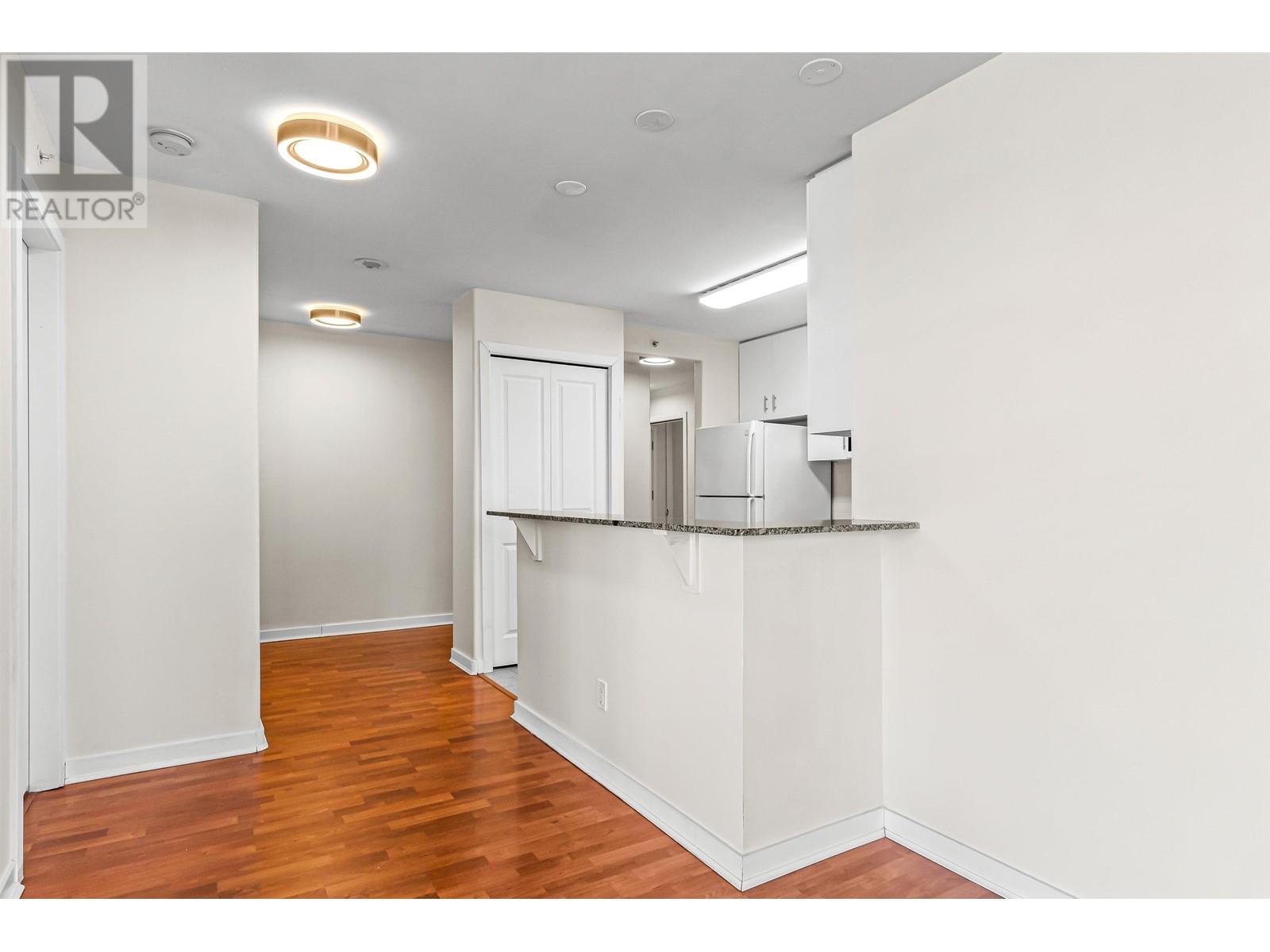 606 8460 Granville Avenue, Richmond, British Columbia  V6Y 4E7 - Photo 11 - R2967382