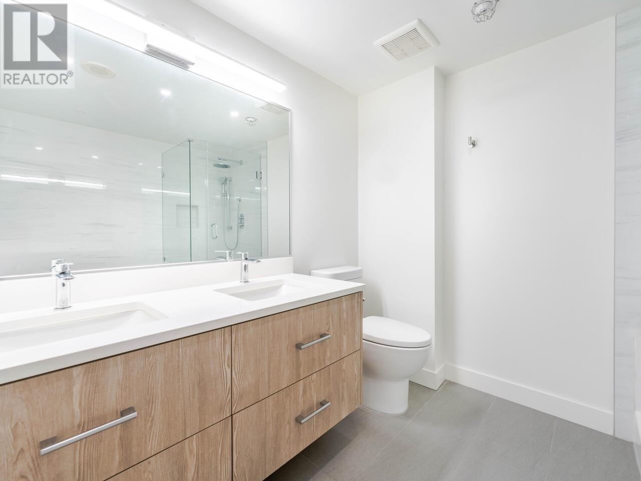 Listing Picture 21 of 25 : 2008 198 AQUARIUS MEWS, Vancouver / 溫哥華 - 魯藝地產 Yvonne Lu Group - MLS Medallion Club Member