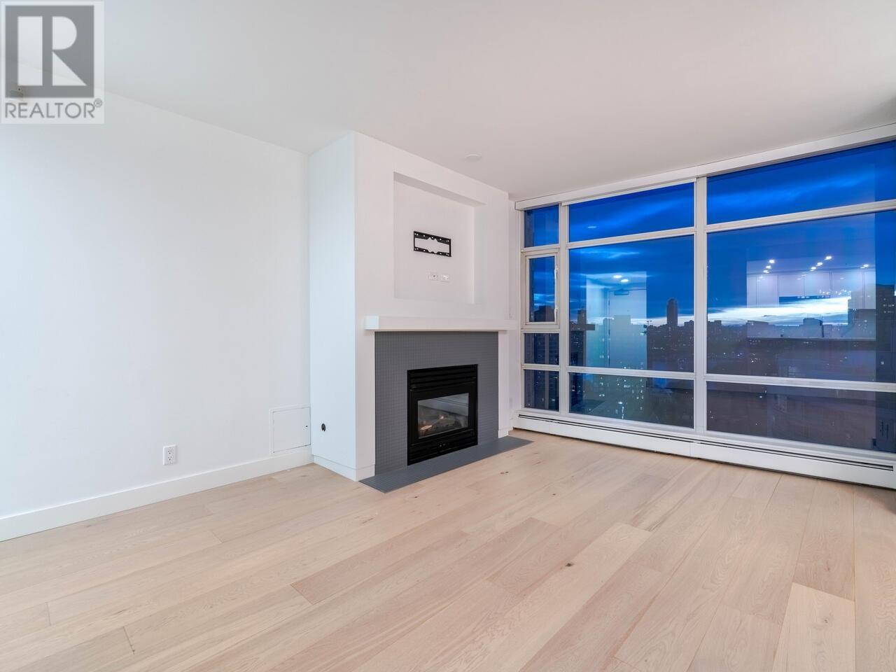 Listing Picture 9 of 25 : 2008 198 AQUARIUS MEWS, Vancouver / 溫哥華 - 魯藝地產 Yvonne Lu Group - MLS Medallion Club Member