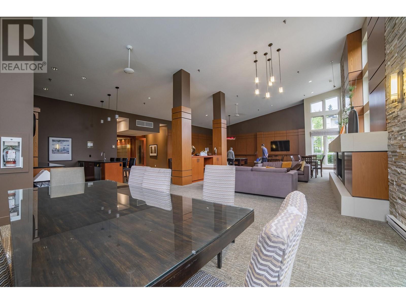 307 3100 Windsor Gate, Coquitlam, British Columbia  V3B 0P3 - Photo 15 - R2974927