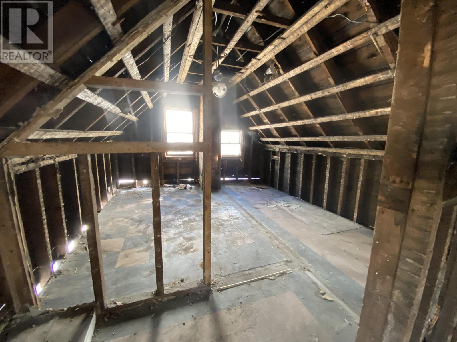 230 Atlantic Street, Sydney Mines, Nova Scotia  B1V 1W8 - Photo 16 - 202504435