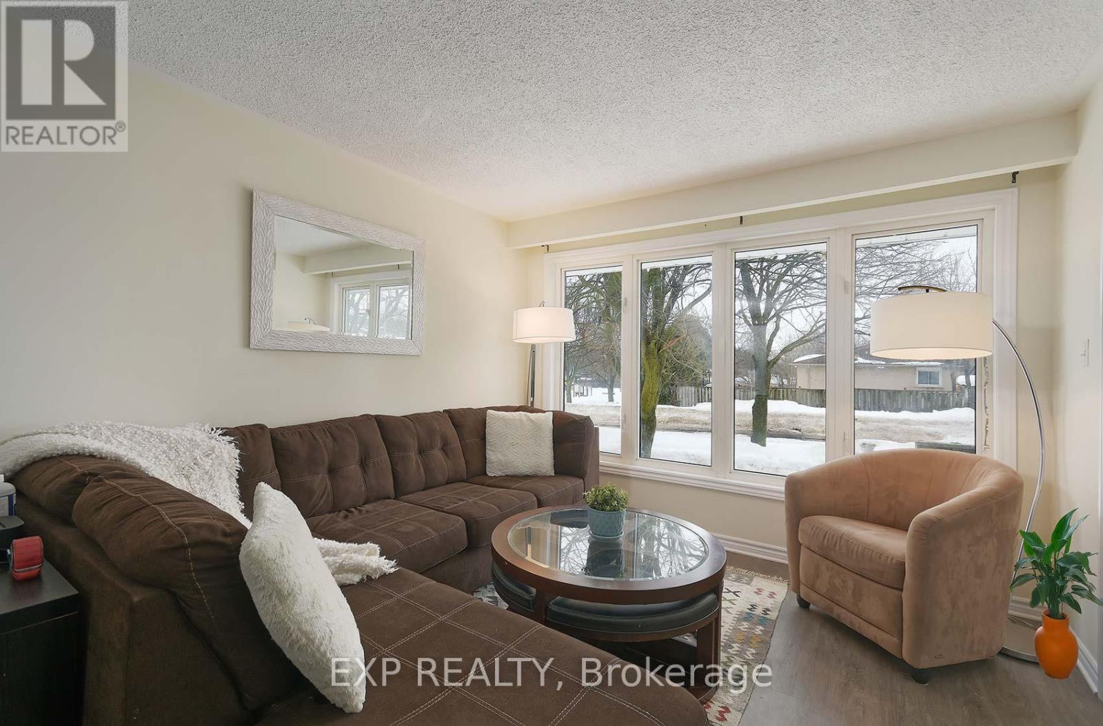 Property at 22A BERNICK DRIVE image 3