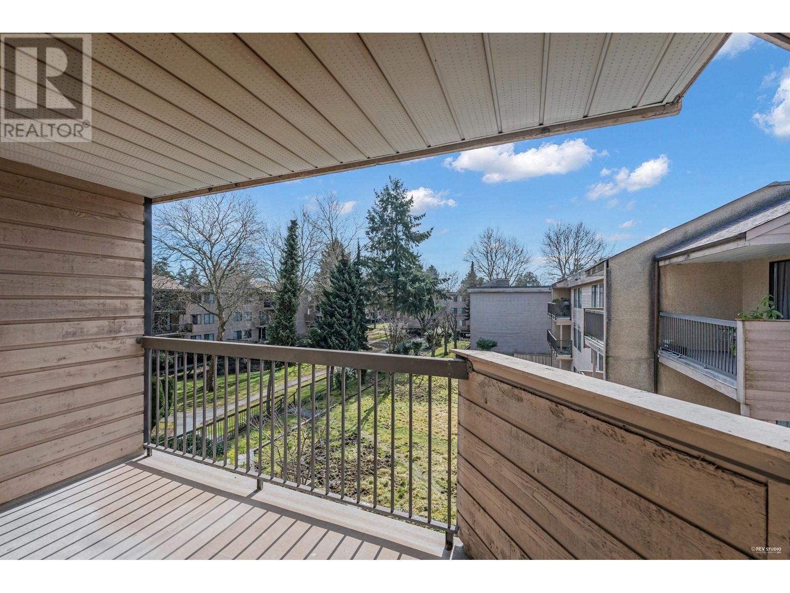 Listing Picture 22 of 26 : 315 8400 LANSDOWNE ROAD, Richmond / 烈治文 - 魯藝地產 Yvonne Lu Group - MLS Medallion Club Member