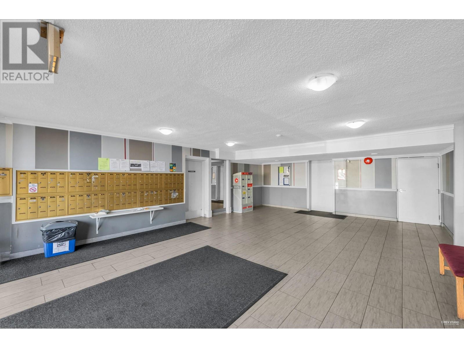 Listing Picture 26 of 26 : 315 8400 LANSDOWNE ROAD, Richmond / 烈治文 - 魯藝地產 Yvonne Lu Group - MLS Medallion Club Member