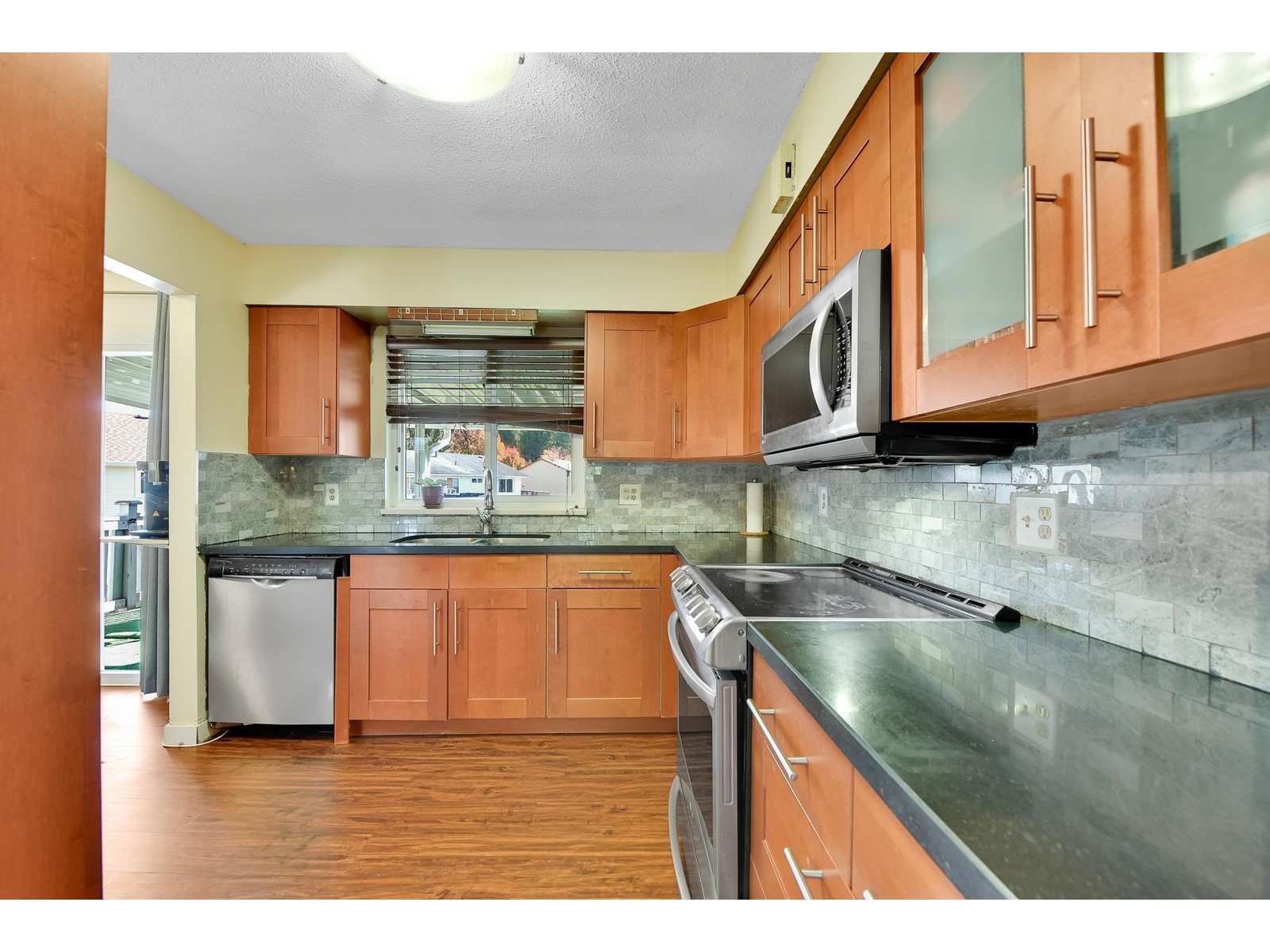 13088 65a Avenue, Surrey, British Columbia  V3W 8P7 - Photo 16 - R2974009
