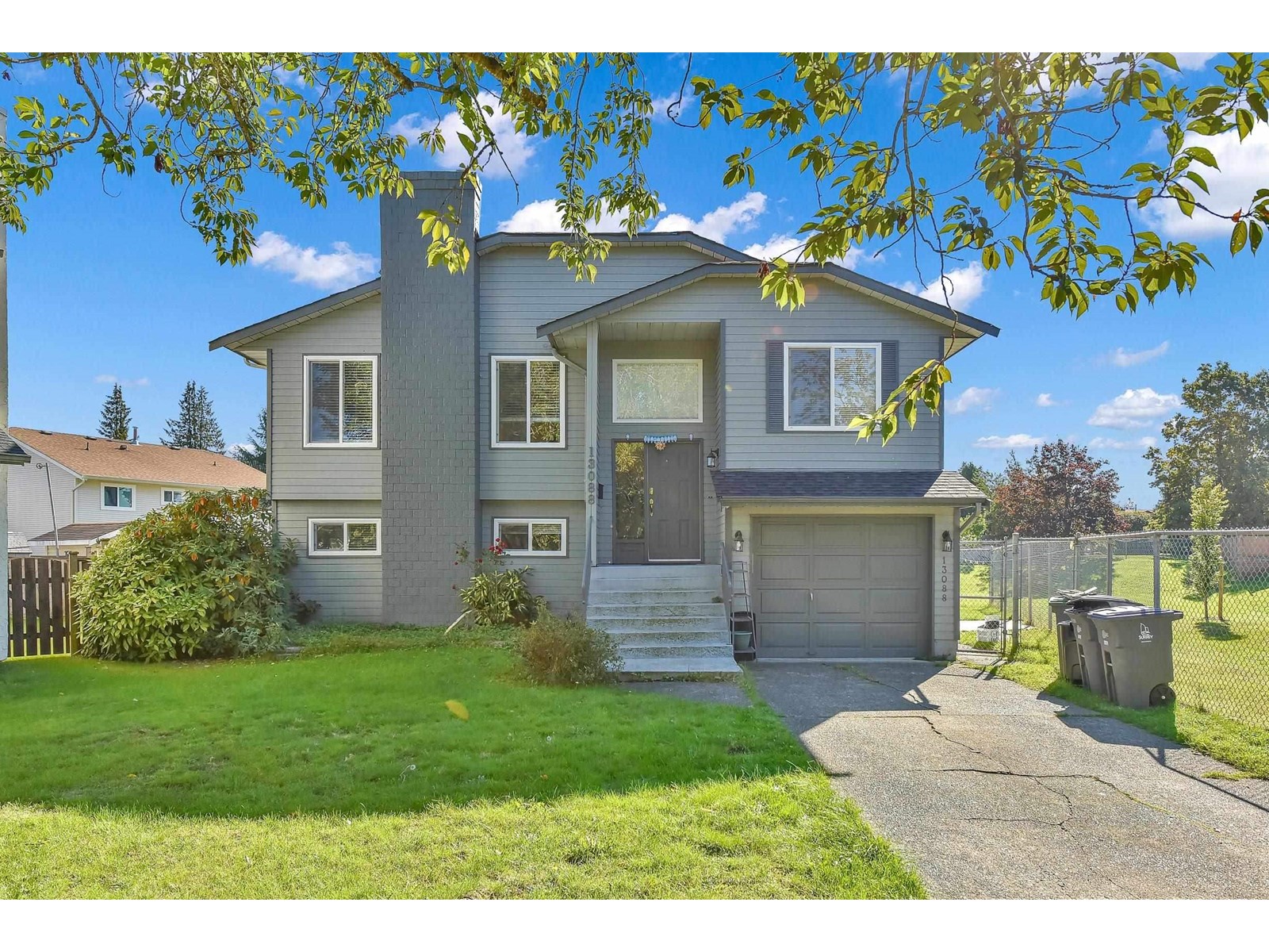 13088 65a Avenue, Surrey, British Columbia  V3W 8P7 - Photo 1 - R2974009