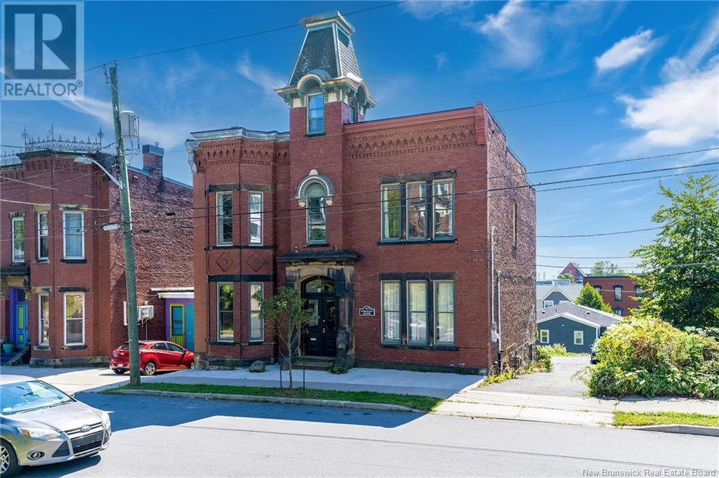 Property at 28 Mecklenburg Street image 1
