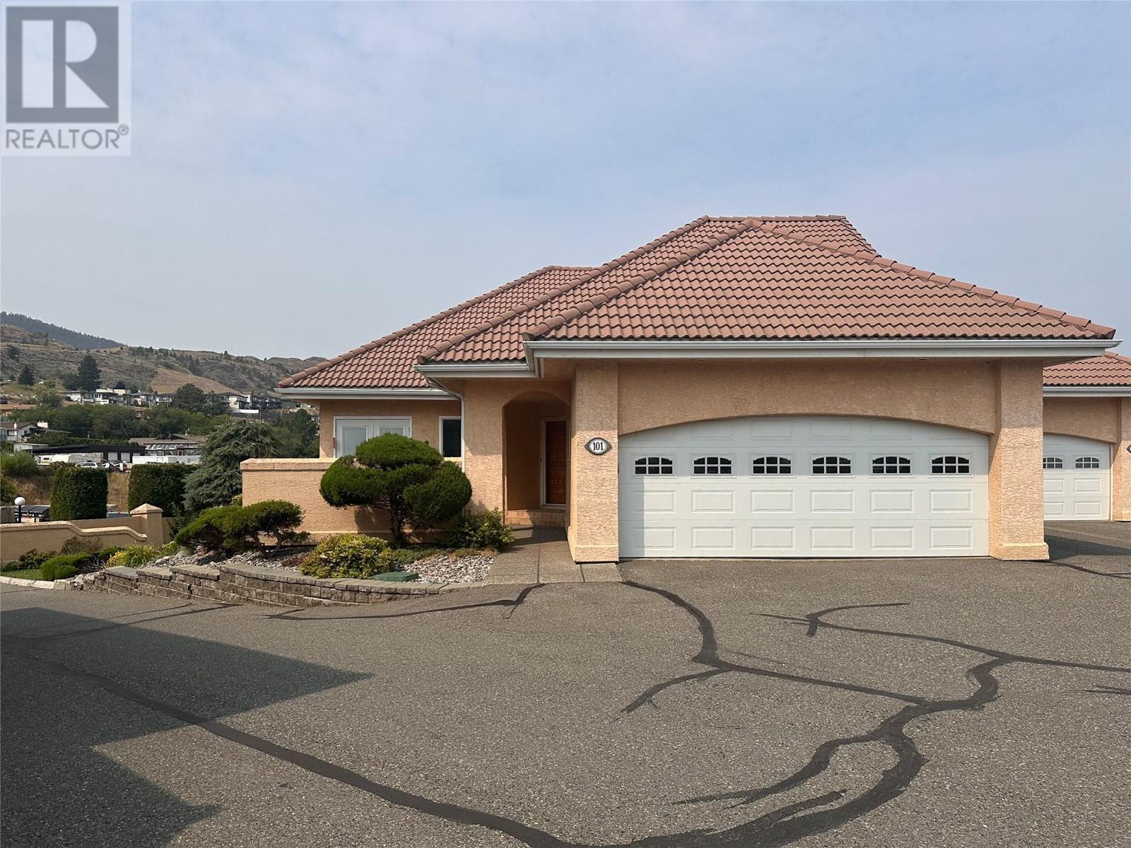 Property at 45 HUDSONS BAY Trail Unit# 101 image 1