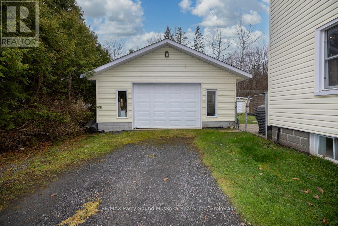 Property at 8 MEADOW STREET image 2