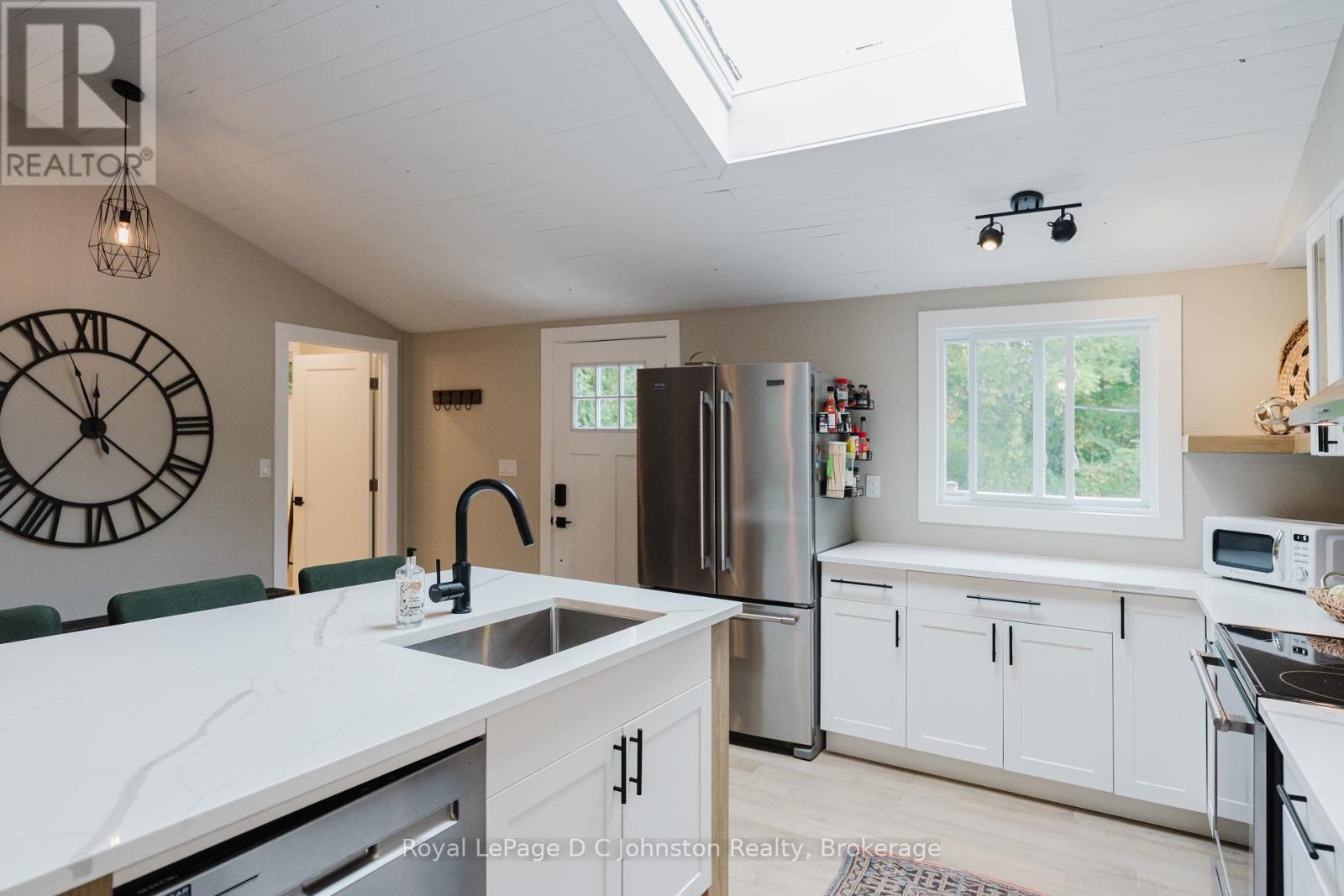 12 Mitchell Lane, Saugeen Shores, Ontario  N0H 2C1 - Photo 22 - X12007496