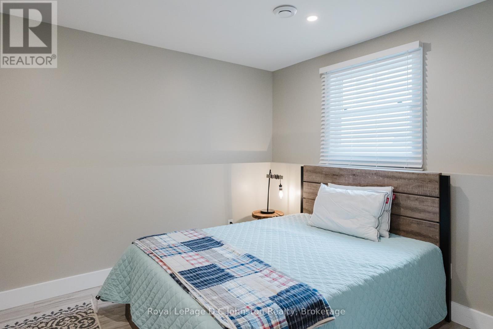 12 Mitchell Lane, Saugeen Shores, Ontario  N0H 2C1 - Photo 34 - X12007496