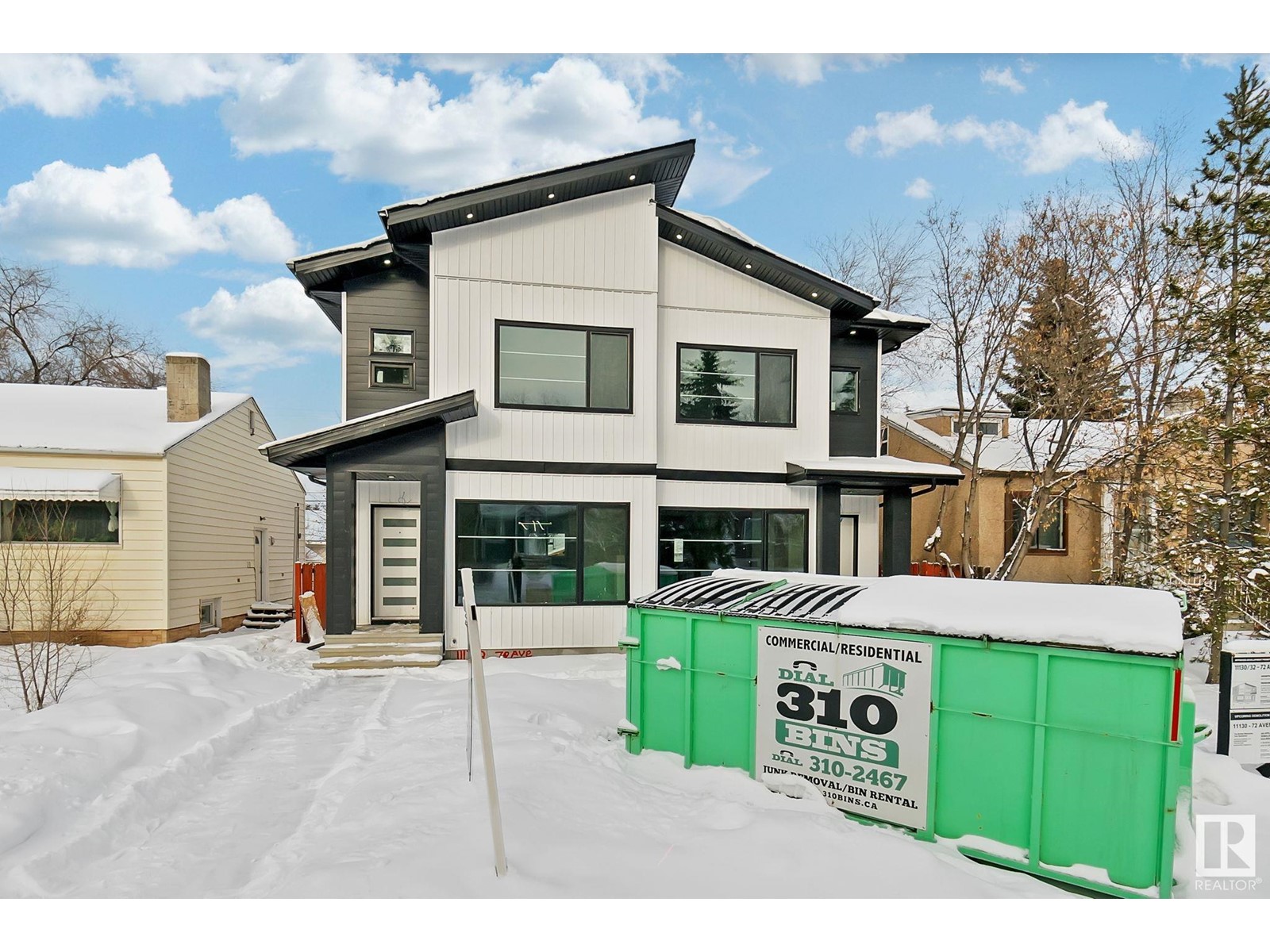 Property at 11130 72 AV NW image 1