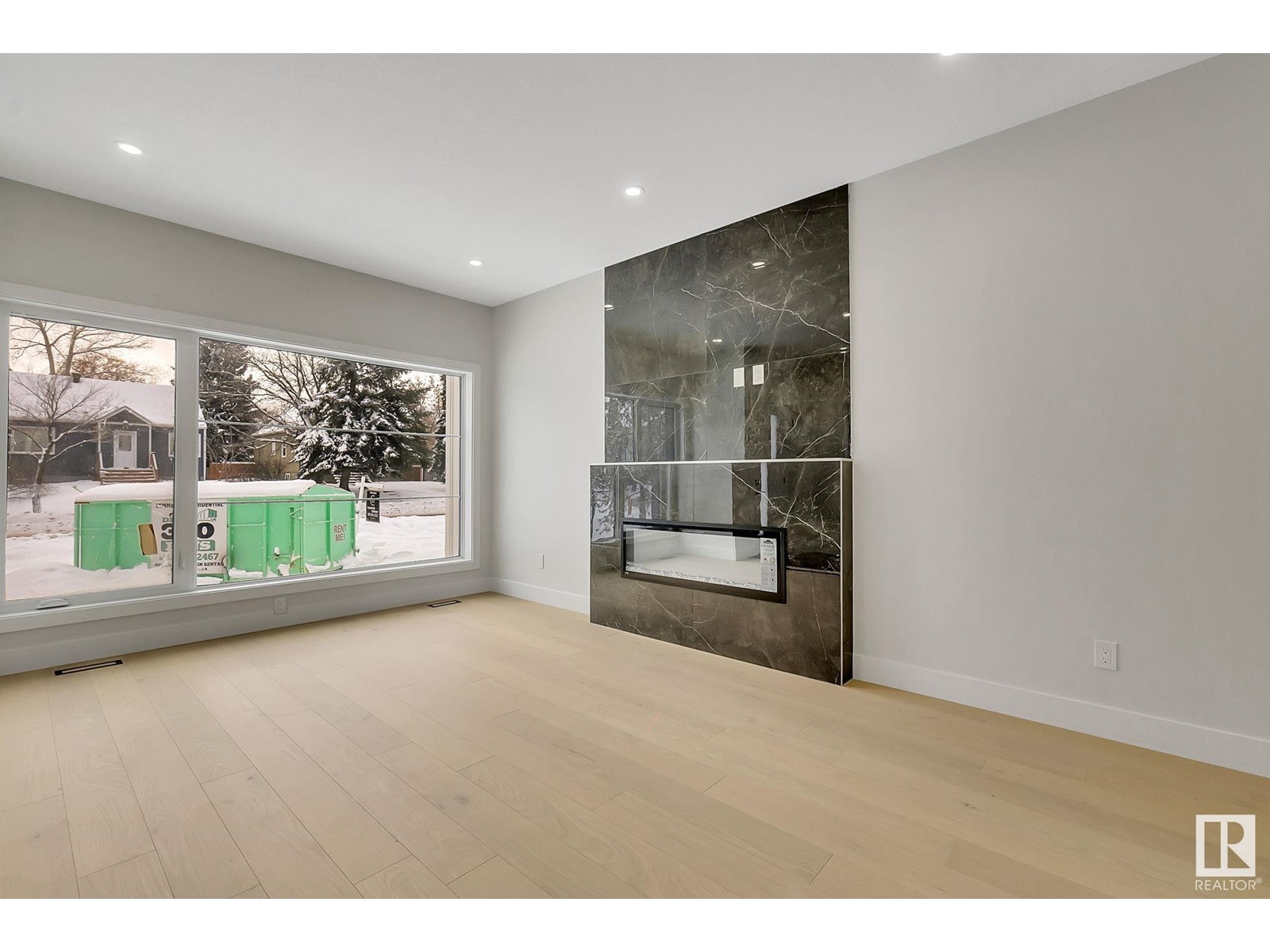 Property at 11130 72 AV NW image 5