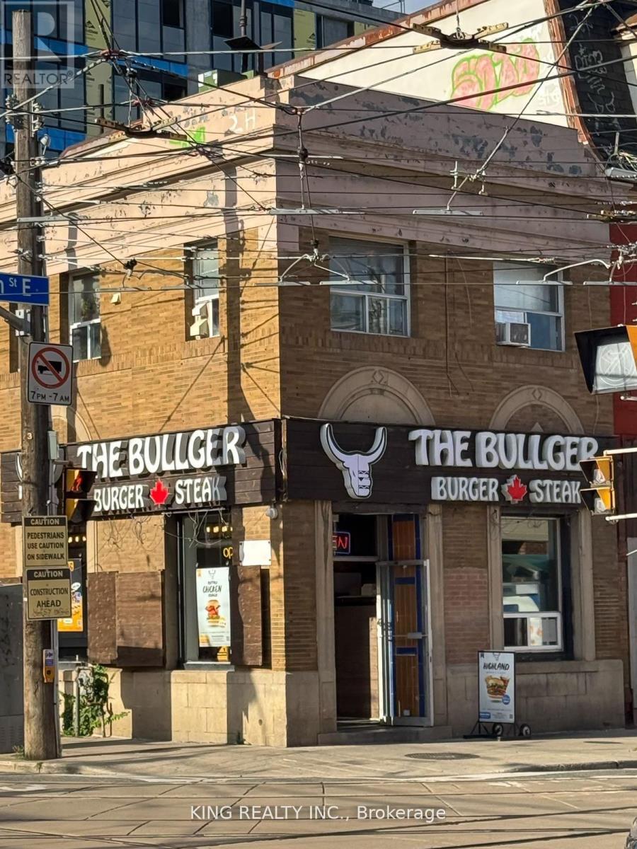 348 QUEEN STREET E, Toronto, Ontario