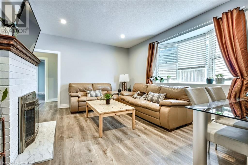 Property at 31 WOODROW Street image 5