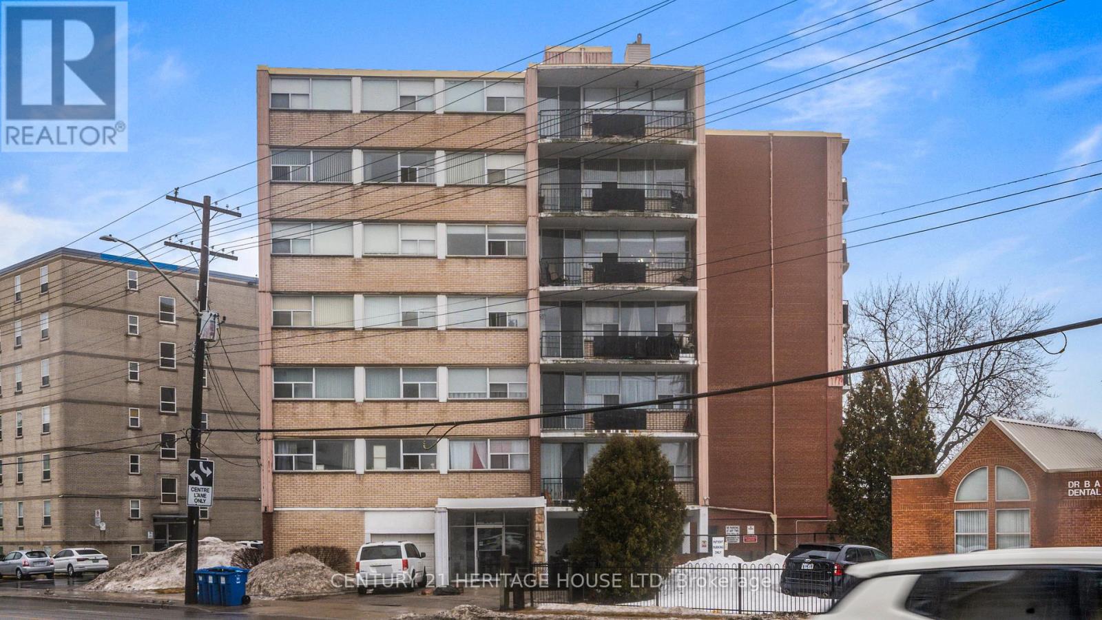 Property at 501 - 293 MOHAWK ROAD E image 3