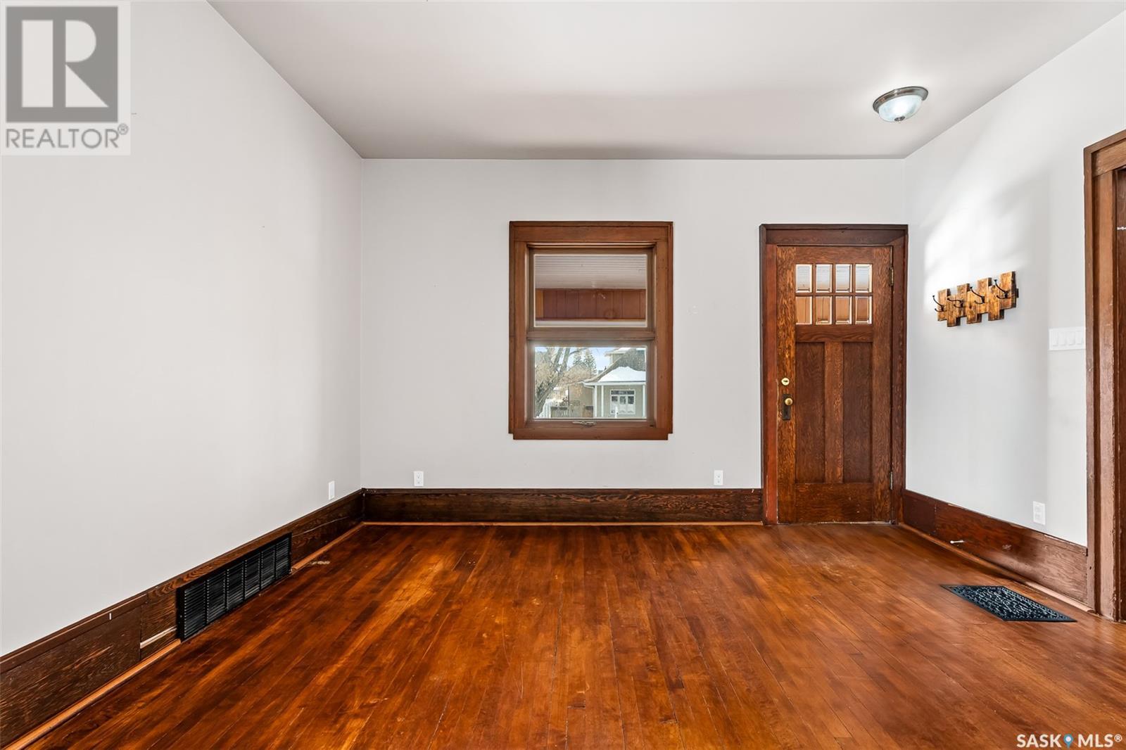 644 Hochelaga Street W, Moose Jaw, Saskatchewan  S6H 2H4 - Photo 15 - SK998361