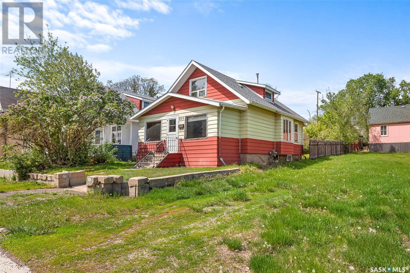 644 Hochelaga Street W, Moose Jaw, Saskatchewan  S6H 2H4 - Photo 47 - SK998361