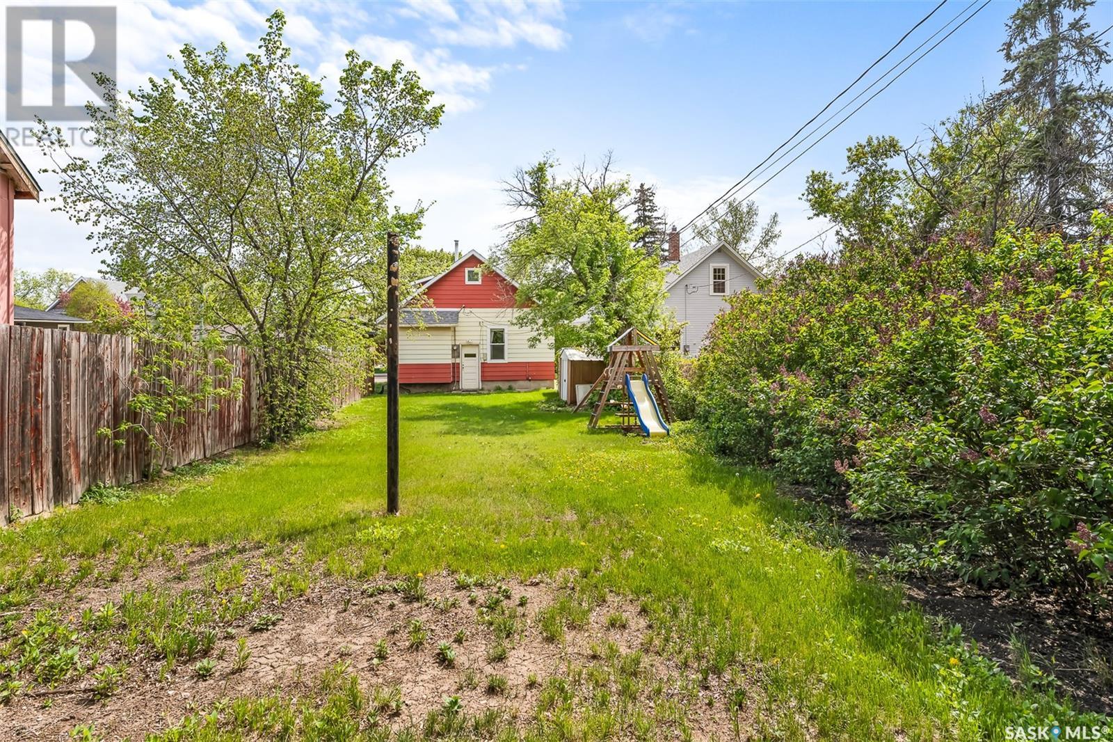 644 Hochelaga Street W, Moose Jaw, Saskatchewan  S6H 2H4 - Photo 49 - SK998361