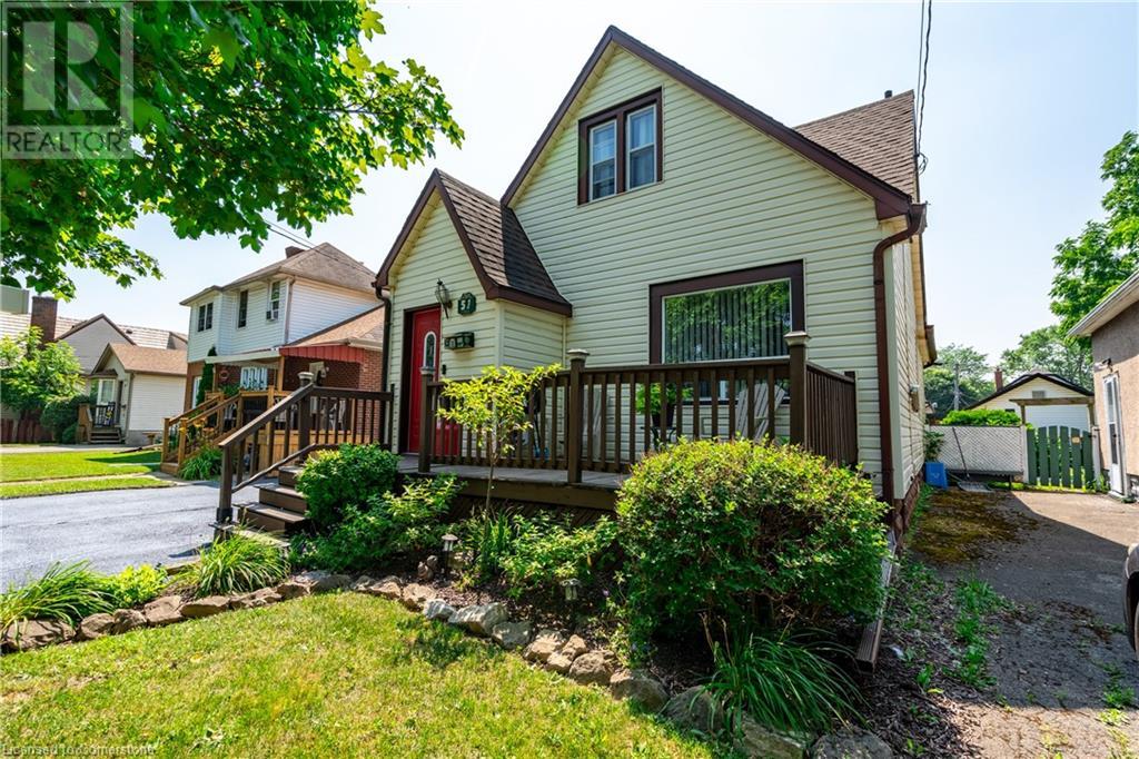 Property at 51 WALLACE Avenue S image 2