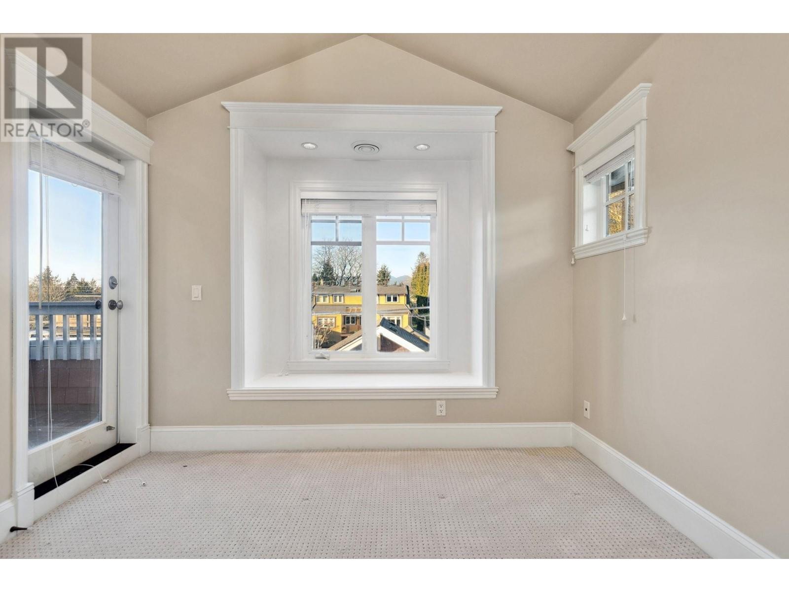 Listing Picture 23 of 40 : 3963 W 23RD AVENUE, Vancouver / 溫哥華 - 魯藝地產 Yvonne Lu Group - MLS Medallion Club Member