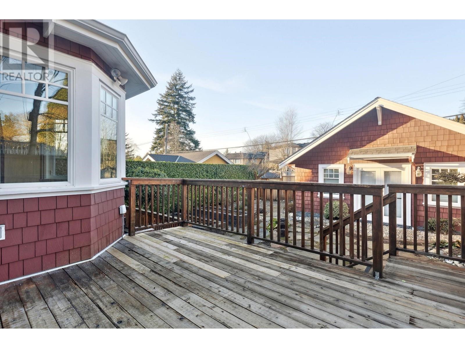 Listing Picture 38 of 40 : 3963 W 23RD AVENUE, Vancouver / 溫哥華 - 魯藝地產 Yvonne Lu Group - MLS Medallion Club Member