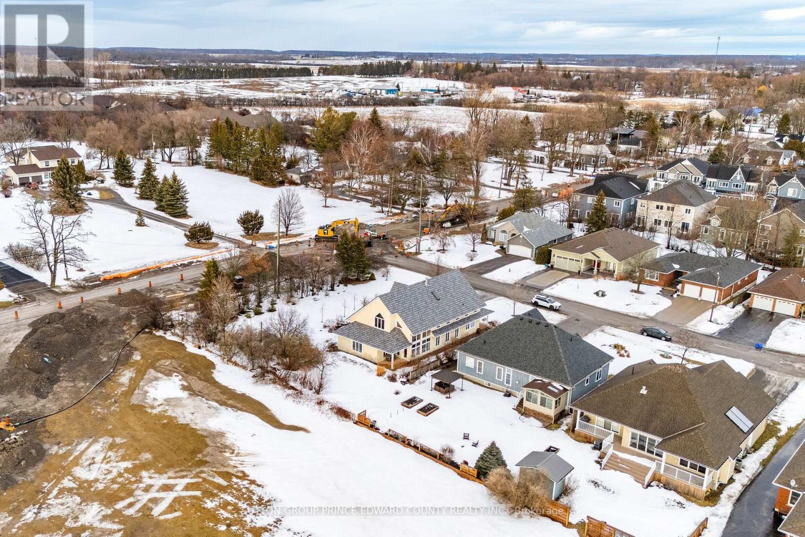 4 Carla Court, Prince Edward County, Ontario  K0K 3L0 - Photo 4 - X12007607