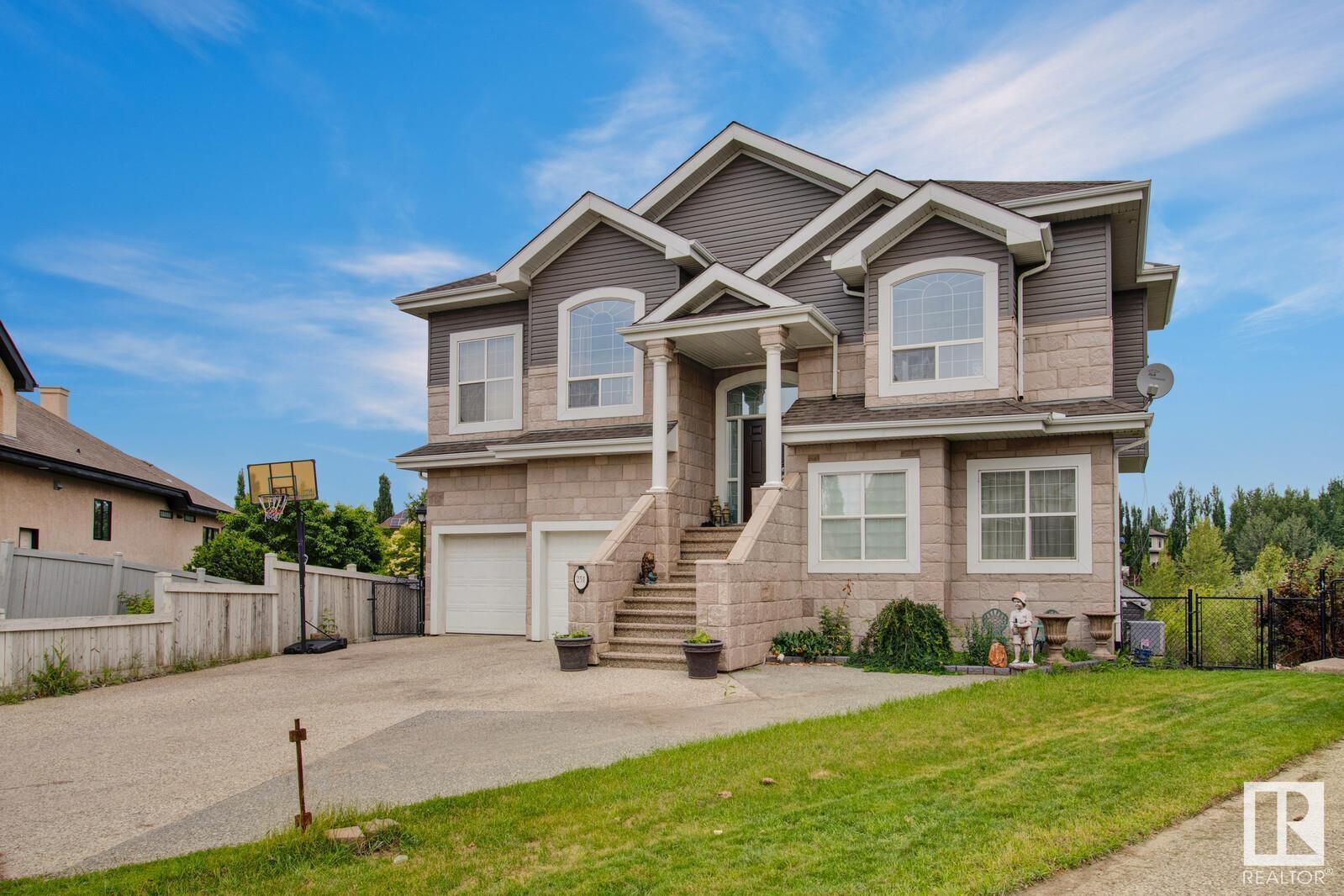 Property at 251 GALLAND CL NW image 1
