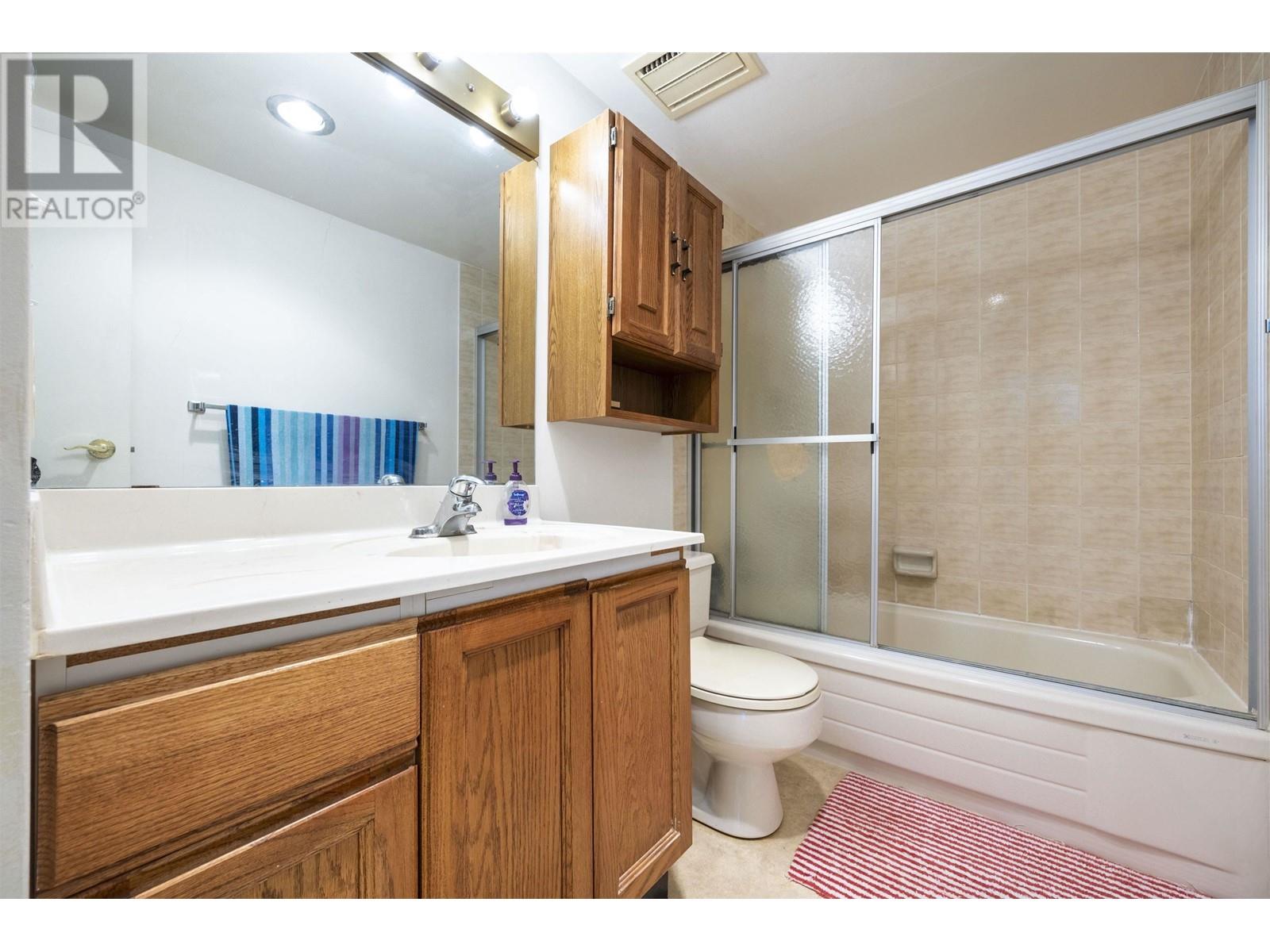 304 2140 Briar Avenue, Vancouver, British Columbia  V6L 3E3 - Photo 8 - R2955859